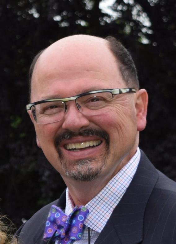 METROPOLIS OF BOSTON 2019 LAITY AWARD RECIPIENT DEAN ALEXANDROU Constantine (Dean) George Alexandrou was born and raised in Chicago, IL, where he attended Saints Constantine and Helen Greek Orthodox