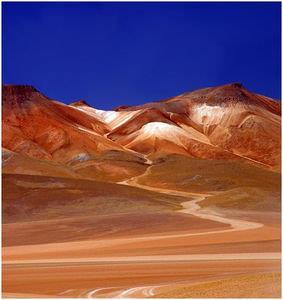 Έρημος Ατακάμα Πρόκειται για το πιο ξηρό μέρος στον πλανήτη. Είναι πιο ξηρή και πιο άνυδρη ακόμη και από τη Σαχάρα.