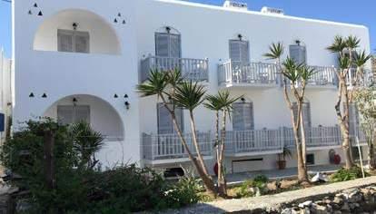 Διαμονή στη Πάρο Hotel Arkoulis 3* Νάουσα Διαμονή στη Πάρο Captain Rocks 3* Χρυσή Ακτή 1 η 2 η 3 η 10/0-1/07 1/07-29/07